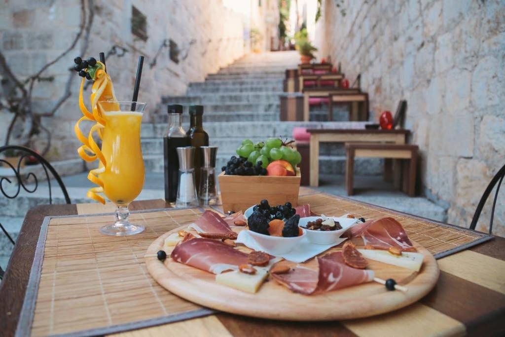 Boutique Old Town House Karkovich Villa Đảo Hvar Ngoại thất bức ảnh